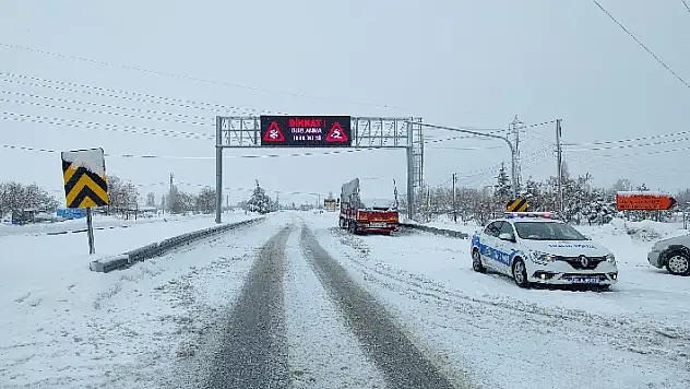 Seydişehir- Antalya kara yolu trafiğe kapatıldı