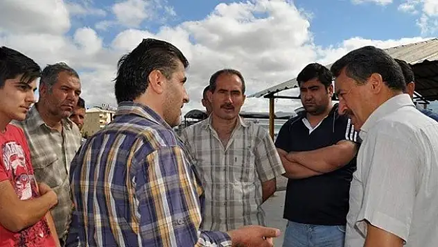 Seydişehir Belediye Başkanı Tutal, hayvan pazarını gezdi
