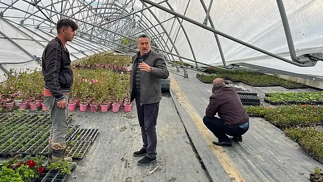 Seydişehir Belediyesinden serası zarar gören üreticiye destek
