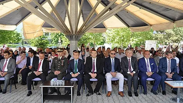 Seydişehir'de 19 Mayıs törenle kutlandı