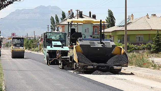 Seydişehir'de asfalt çalışmaları devam ediyor