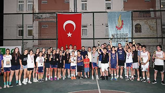 Seydişehir'de basketbol turnuvası heyecanı sona erdi