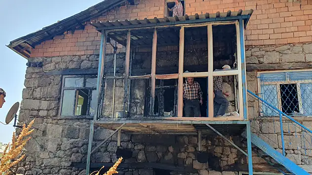 Seydişehir'de evde çıkan yangın hasara yol açtı
