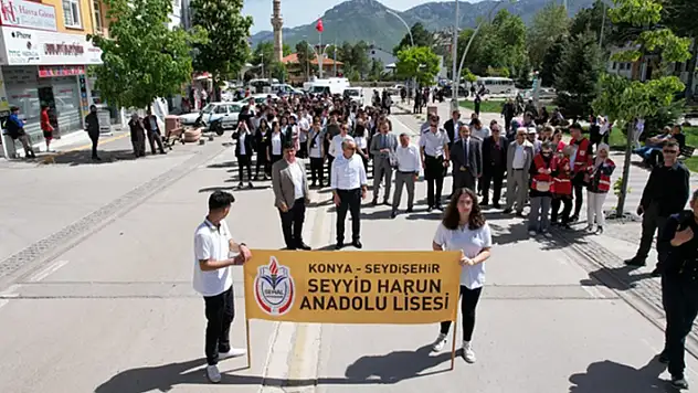 Seydişehir'de gençlik yürüyüşü ve koşusu yapıldı
