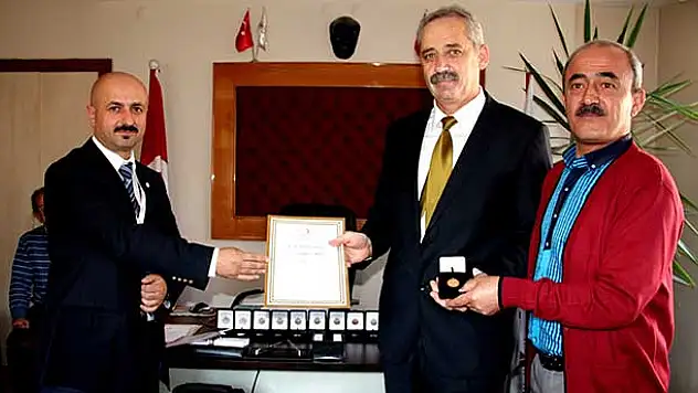 Seydişehir'de gönüllü kan bağışçıları ödüllendirildi