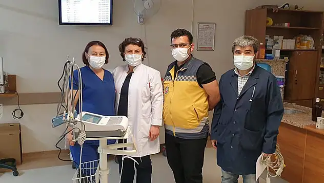 Seydişehir'de hastaneye 4 adet EKG cihazı bağışı yapıldı
