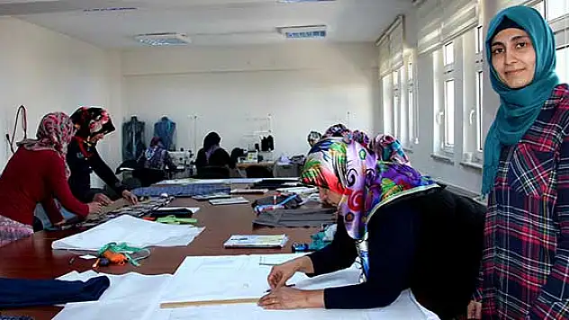 Seydişehir'de kadın üst giysileri dikimi kursu