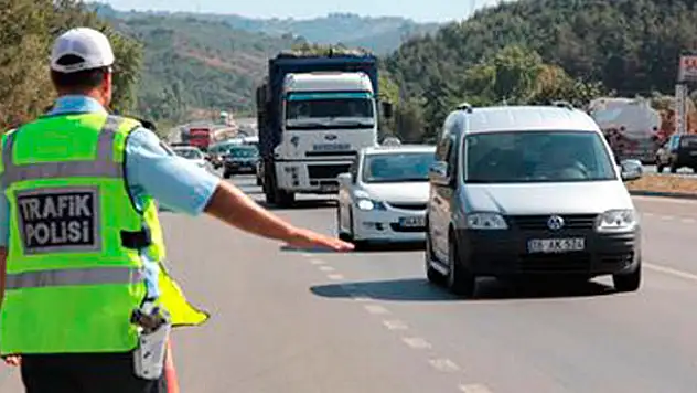 Seydişehir'de Kovid-19 tedbirlerine uymayan 28 kişiye işlem yapıldı