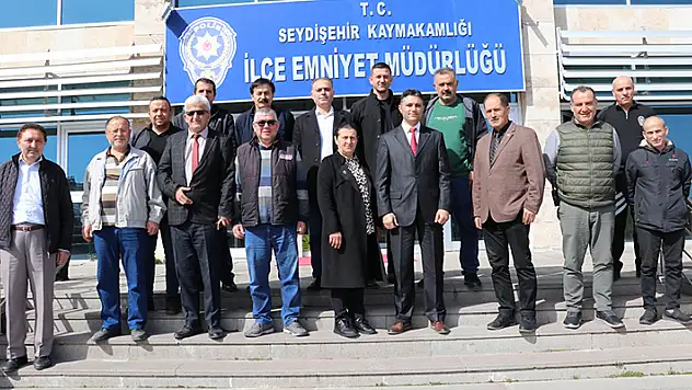Seydişehir'de kurum amirleri ve mahalle muhtarlarının katılımıyla toplantı yapıldı

