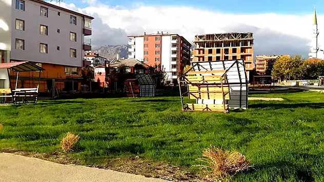 Seydişehir'de kuvvetli lodos