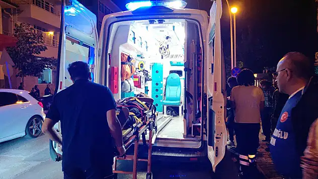 Seydişehir'de motosiklet ile otomobilin çarpışması sonucu 2 kişi yaralandı
