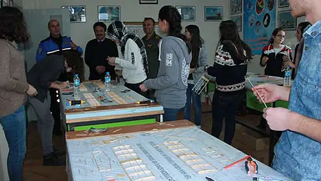 Seydişehir'de öğrenciler için model uçak kursu