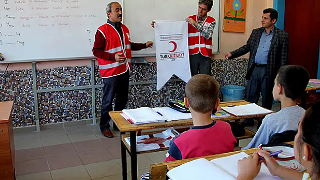 Seydişehir'de öğrencilere Türk Kızılayı tanıtıldı