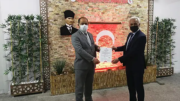 Seydişehir'de okul müdürlerine 'Okulum temiz' belgeleri teslim edildi
