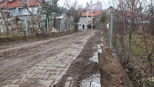 Seydişehir'de parke taşı çalışmaları
