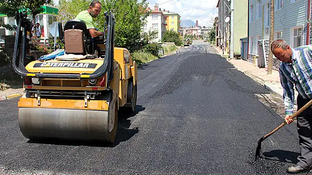 Seydişehir'de sıcak asfalt çalışmaları