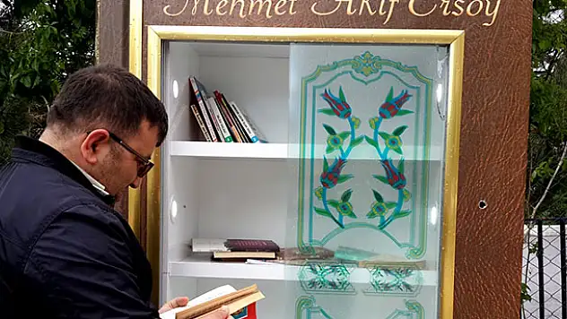 Seydişehir'de sokak kütüphaneleri açıldı