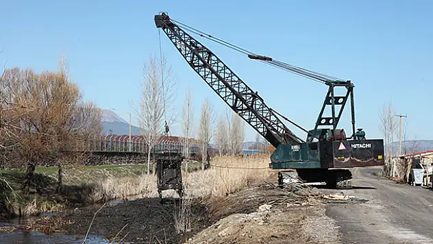 Seydişehir'de taşkın koruma ihalesi yapıldı