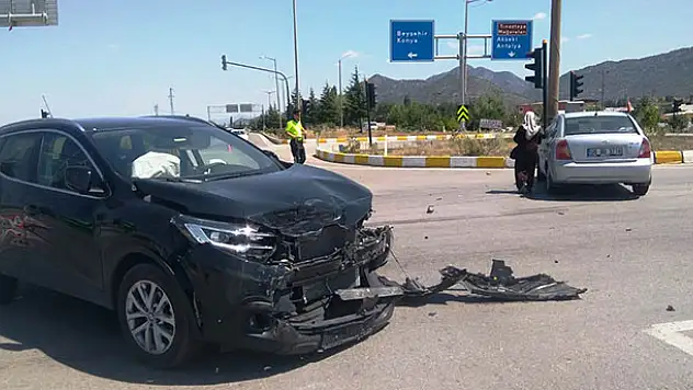 Seydişehir'de trafik kazası: 2 yaralı
