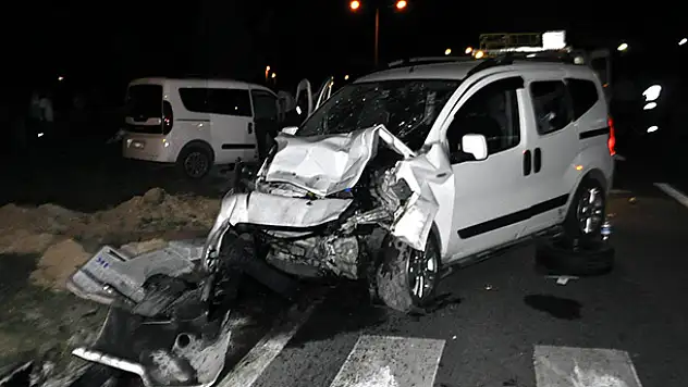 Seydişehir'de trafik kazası: 3 yaralı