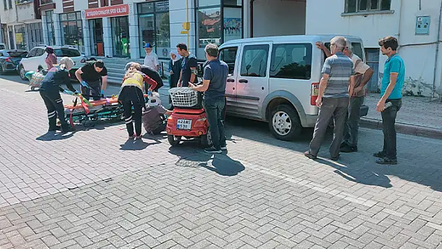Seydişehir'de trafik kazasında elektrikli bisiklet sürücüsü yaralandı
