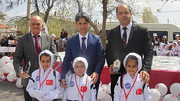 Seydişehir'de TÜBİTAK Bilim Fuarı açıldı