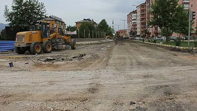 Seydişehir'de yol ve kaldırım yenileme çalışmaları başladı