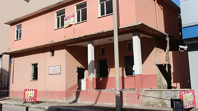 Seydişehir'e modern kütüpna