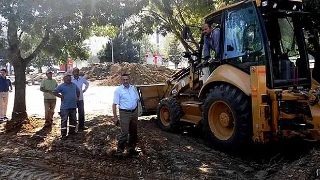 Seydişehir'in Merkezine Şehir Meydanı Yapılıyor