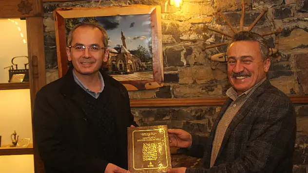 Seydişehir Kaymakamı Pişkin ile Belediye Başkan Tutal, gazetecilerle bir araya geldi
