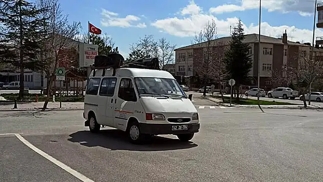 Seydişehir Kaymakamlığından araçla 'evde kal' anonsu yapılıyor