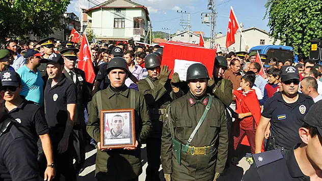 Seydişehir şehidini son yolculuğuna uğurlandı