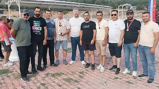 Seydişehir Trap Takımı Bucak'ta üçüncü oldu