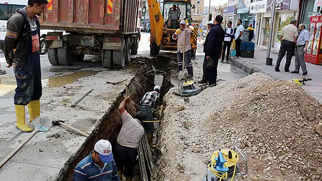 Seydişehir ve Hüyük'te İçme Suyu Hattı Yenilendi