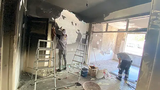 Seydişehir'de evi yanan aileye devlet eli