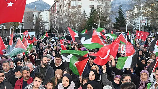 Seydişehir'de Filistin'e destek yürüyüşü gerçekleştirildi
