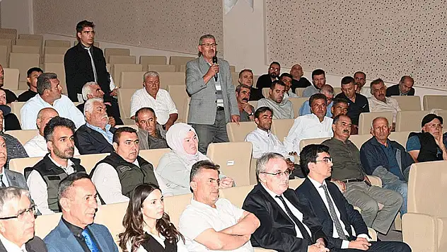 Seydişehir'de muhtarları buluşturan toplantı