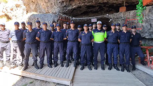 Seydişehir'de vatani görevini yapan askerler için kültürel gezi düzenlendi