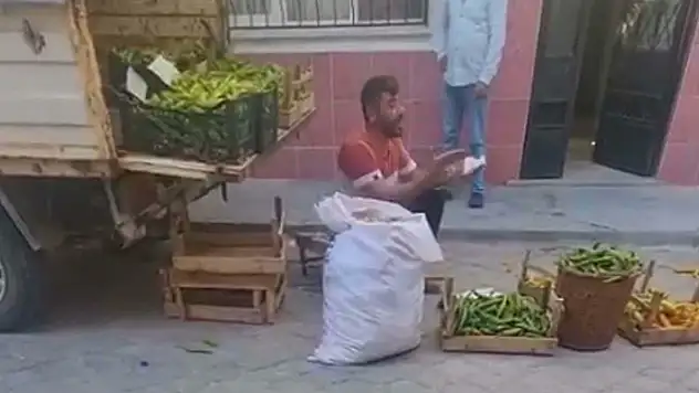 Seyyar satıcı zabıta müdahalesi sonrası ağlamıştı: Şimdi çok mutluyum