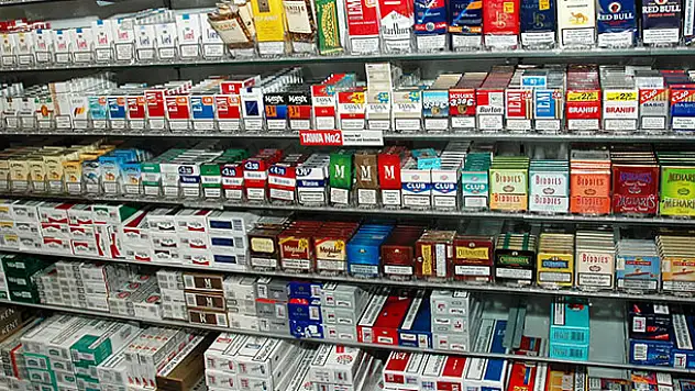 Sigarada düz pakete geçilecek, raflarda görünmeyecek