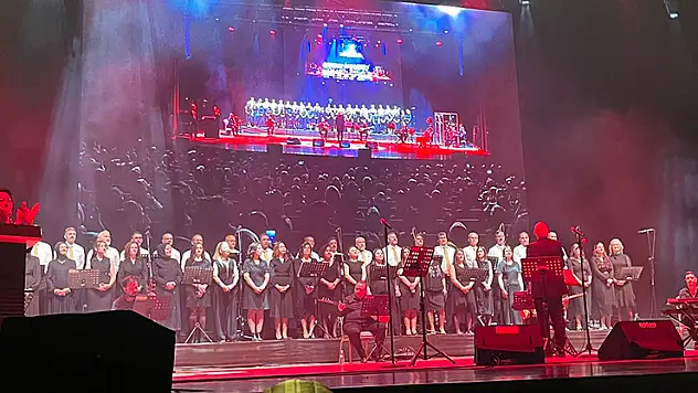 Şiir ve Türkülerle Anadolu'dan ezgiler