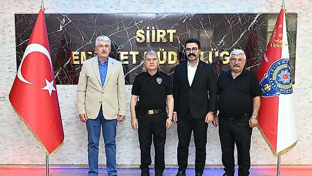 Siirt İl Emniyet Müdürü Konyalı Özdemir'den selam var