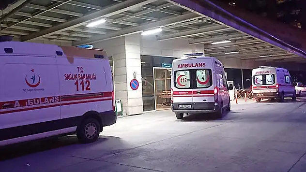 Siirt'te 4'üncü kattan düşen 2 yaşındaki Aselnur, öldü 