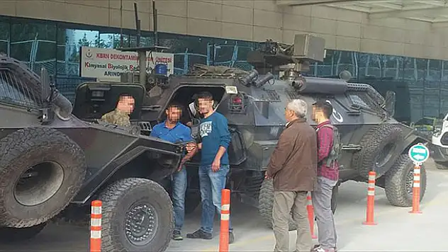 Siirt'te terör örgütünün kullandığı yapılar yıkıldı: 14 gözaltı