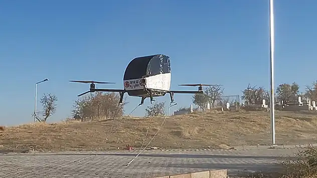 Siirtli, kıt kaynaklarla uçan araba yaptı! Buzdolabı motoruyla uçurmayı başardı