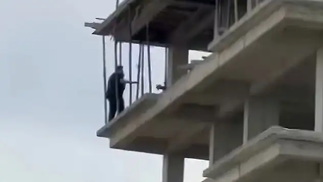 Siirt'te boşanma aşamasındaki şahıs, çocuğuyla intihar girişiminde bulundu