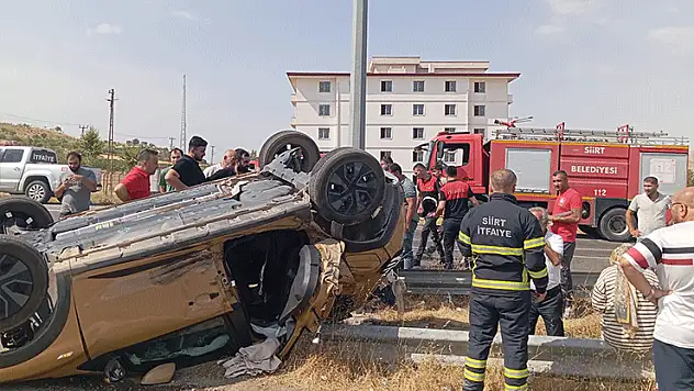 Siirt'te otomobil ile pikap çarpıştı: 3 yaralı