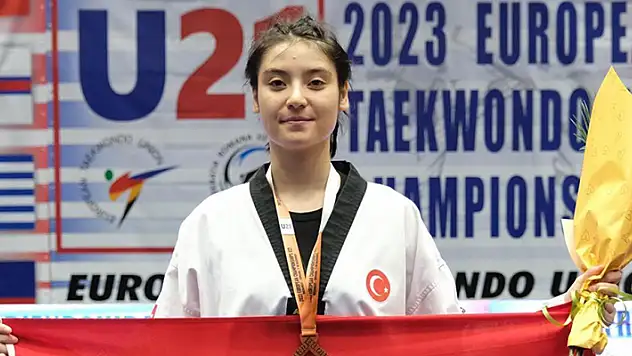 Sıla Nur Gencer Avrupa üçüncüsü