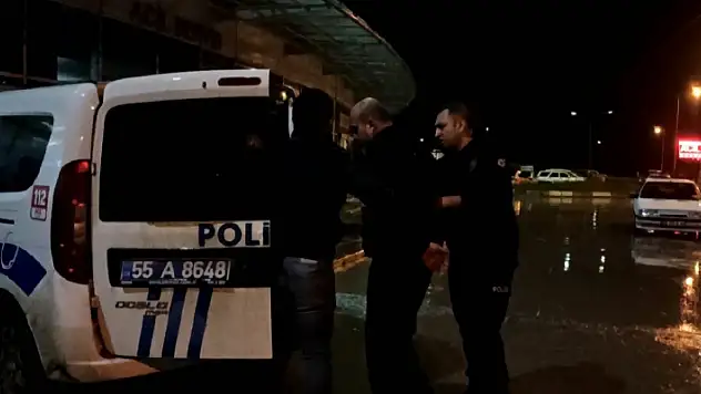 Silahını temizlerken yanlışlıkla annesini vurdu
