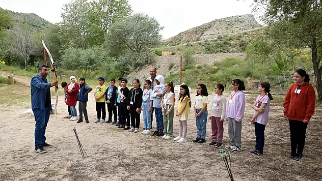Sille Tabiat Okulu öğrencilerle doğa arasında köprü oluyor